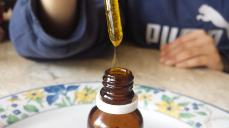 Mães brasileiras lutam pela liberação da maconha para uso medicinal no Brasil